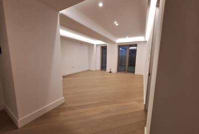 PARTER 3 CAMERE VANZARE CORTINA 126 - 1