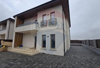 Casă cu 5 camere cu Teren 400 Mp în Dobroești - 10