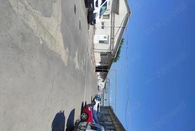 Spațiu comercial, de 49 mp, în Central - 3