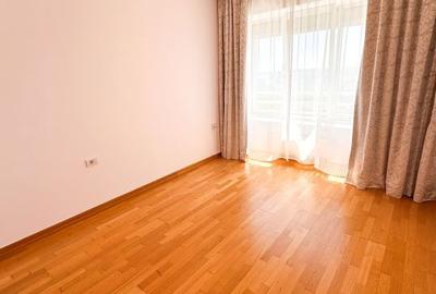 Apartament cu 3 camere, mobilat în Decebal - 5