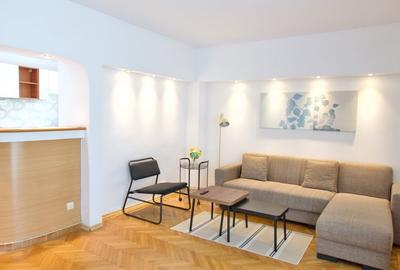Apartament 3 camere spatios langa Parc