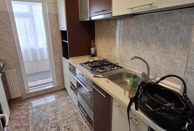 Inchiriez apartament 2 camere,decomandat,Micro 17 - 5