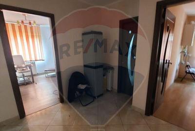 Spa?iu comercial de inchiriat str. Campului - 2