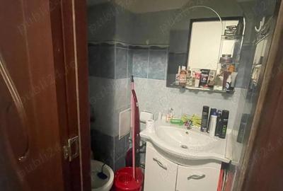 Direct proprietar inchiriez apartament 3 camere - 1