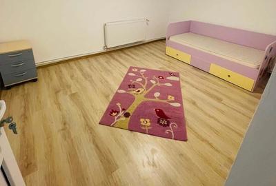 De inchiriat camera la curte De inchiriat camera la curte - 5