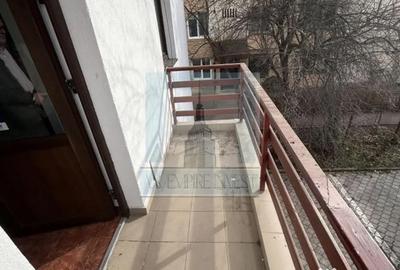 Apartament cu 2 camere decomandat în Centrul Civic