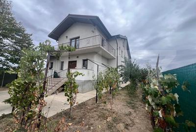 Casă individuală cu 5 camere cu Teren 2501 Mp în Nord - 2