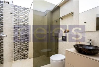 Vilă Premium ideală pentru Beauty Hub / clinică estetică  | Tei | an 2016 - 3