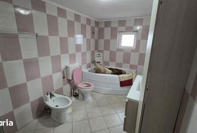 Casă cu 4 camere cu Teren 1000 Mp în Central - 7