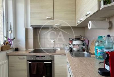 Apartament cu 3 camere decomandat în Salca - 10