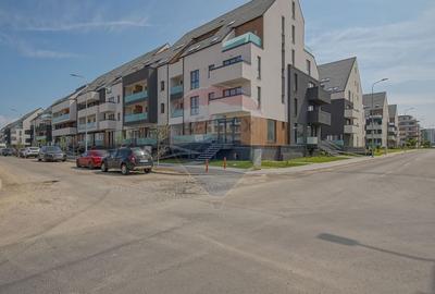 Studio cu perete mobil, boxa si parcare - Tractorul, Maurer Villas