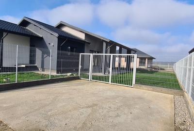 Vila,500 mp,120 mp utili,,mobilata si utilata ,Saftica. - 3