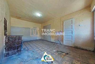 Casă cu 5 camere cu Canalizare în Zăbrani - 4