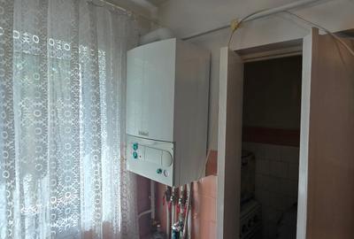 3 camere de vanzare, etajul 1, ultracentral , Focsani - 5