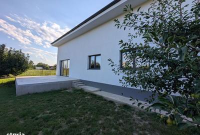 Casă cu 4 camere cu Teren 1400 Mp în Iclod - 9