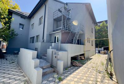 Vila 15 camere P+D+1+M, Com. Chiajna - Rosu