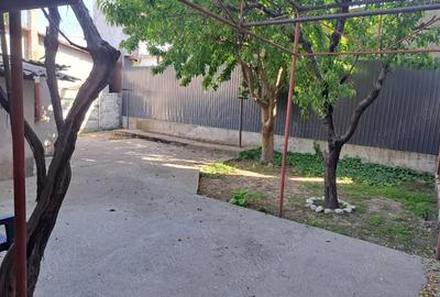 Casa de vanzare