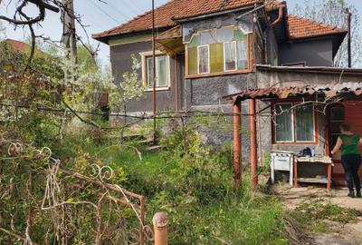 Casă cu 3 camere în Toplița - 4