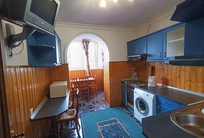 Apartament cu 2 camere decomandat în Crângași