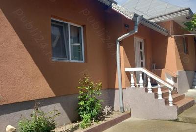 Casă cu 3 camere în Central - 8