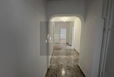 Apartament cu 2 camere decomandat în Eroii Revoluției - 2