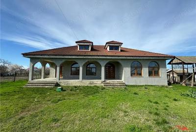 Casă cu Canalizare în Hângulești - 18