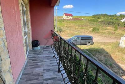 Casă cu 4 camere în Banu - 1