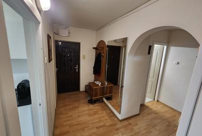 Apartament cu 3 camere decomandat, mobilat în Steaua - 16