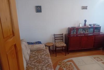 Apartament cu 2 camere decomandat în Precista - 3