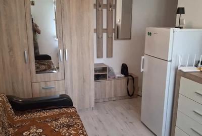 Inchiriez garsoniera zona Postavarului, Codrii neam?ului sector 3