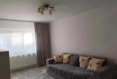 Apartament cu 2 camere decomandat în Km 4 - 5