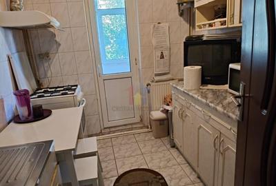 Apartament cu 2 camere decomandat în Dorobanți