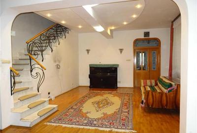 Casă cu 7 camere în Sălaj - 2