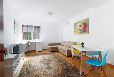 Apartament cu 2 camere semidecomandat în P-ța Victoriei - 2