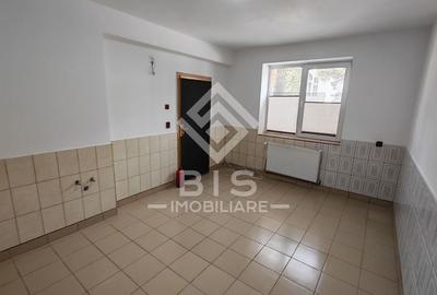 Birou, de 40 mp, în Central - 8