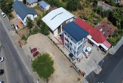 Spațiu comercial, de 90 mp, în Central - 6