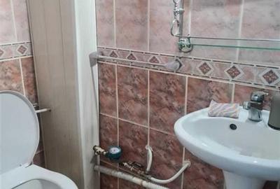 Apartament cu 3 camere decomandat, mobilat în Nicolina - 7