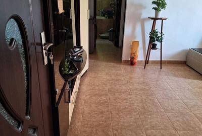 Apartament cu 2 camere semidecomandat în Sud