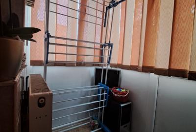 Propun spre vinzare 42 mp - 5