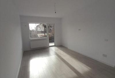 Apartament cu 3 camere decomandat în Brâncoveanu