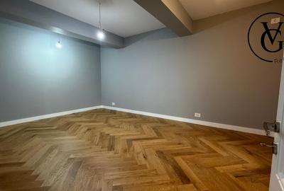 Apartament cu 3 camere decomandat în Băneasa
