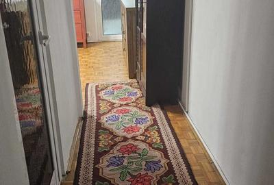 Apartament cu 3 camere semidecomandat în Craiovița Nouă - 5