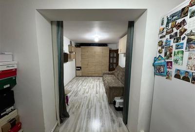 Apartament 2 camere, parter, 46mp , zona Sud - Scoala 1 - - 19