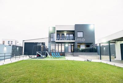 Vila Exclusivista pe malul lacului Siutghiol in Ovidiu