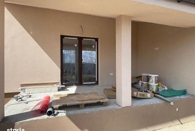 Casă cu 4 camere în Ghiroda