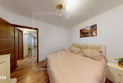 Apartament cu 3 camere în Central - 17