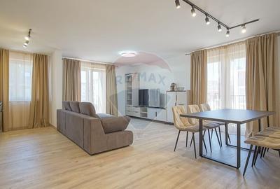 Apartament cu 2 camere semidecomandat, mobilat în Tractorul