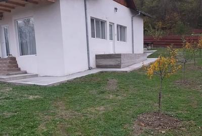 Casa de vanzare Milcoiu,sau schimb cu apartament Valcea sau Sibiu - 2