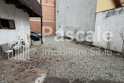 Spațiu comercial, de 110 mp, în Central - 1