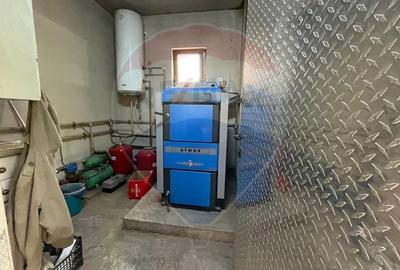 Casă individuală cu 5 camere cu Canalizare în Sud-Est - 10